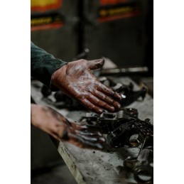 Boite de 100 gants en nitrile noir très résistant 4.5 gr.